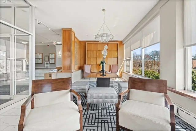 $3,100 | 130 Boylston Street, Unit 3, Newton, MA 02467