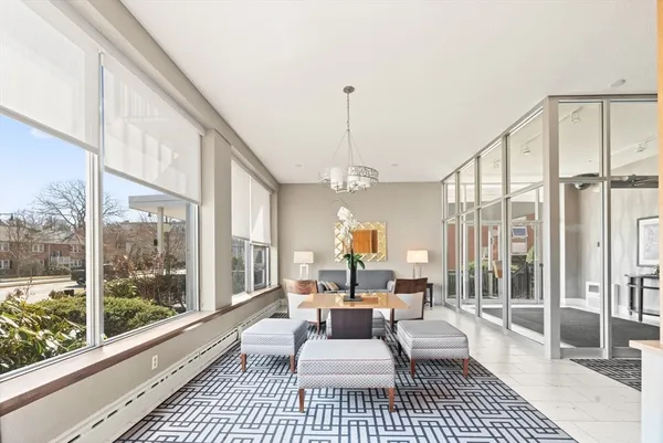 $3,100 | 130 Boylston Street, Unit 3, Newton, MA 02467
