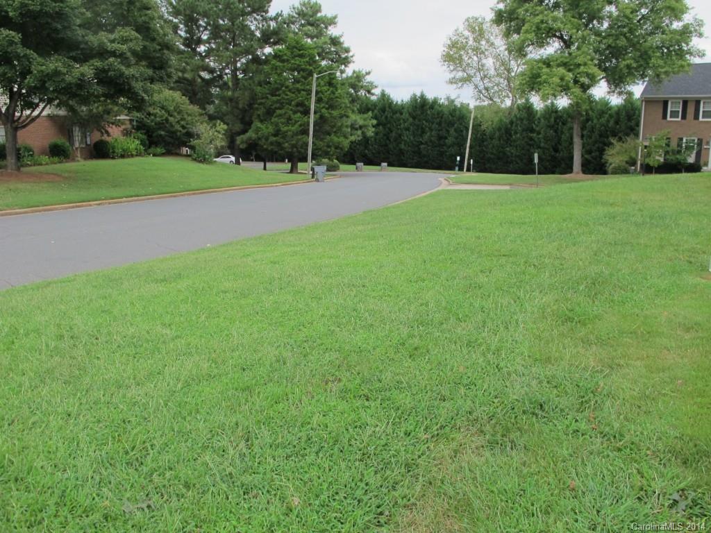 8356 Knights Bridge Road Charlotte, NC 28210 - Photo 12 of 24 Gallery Image 12