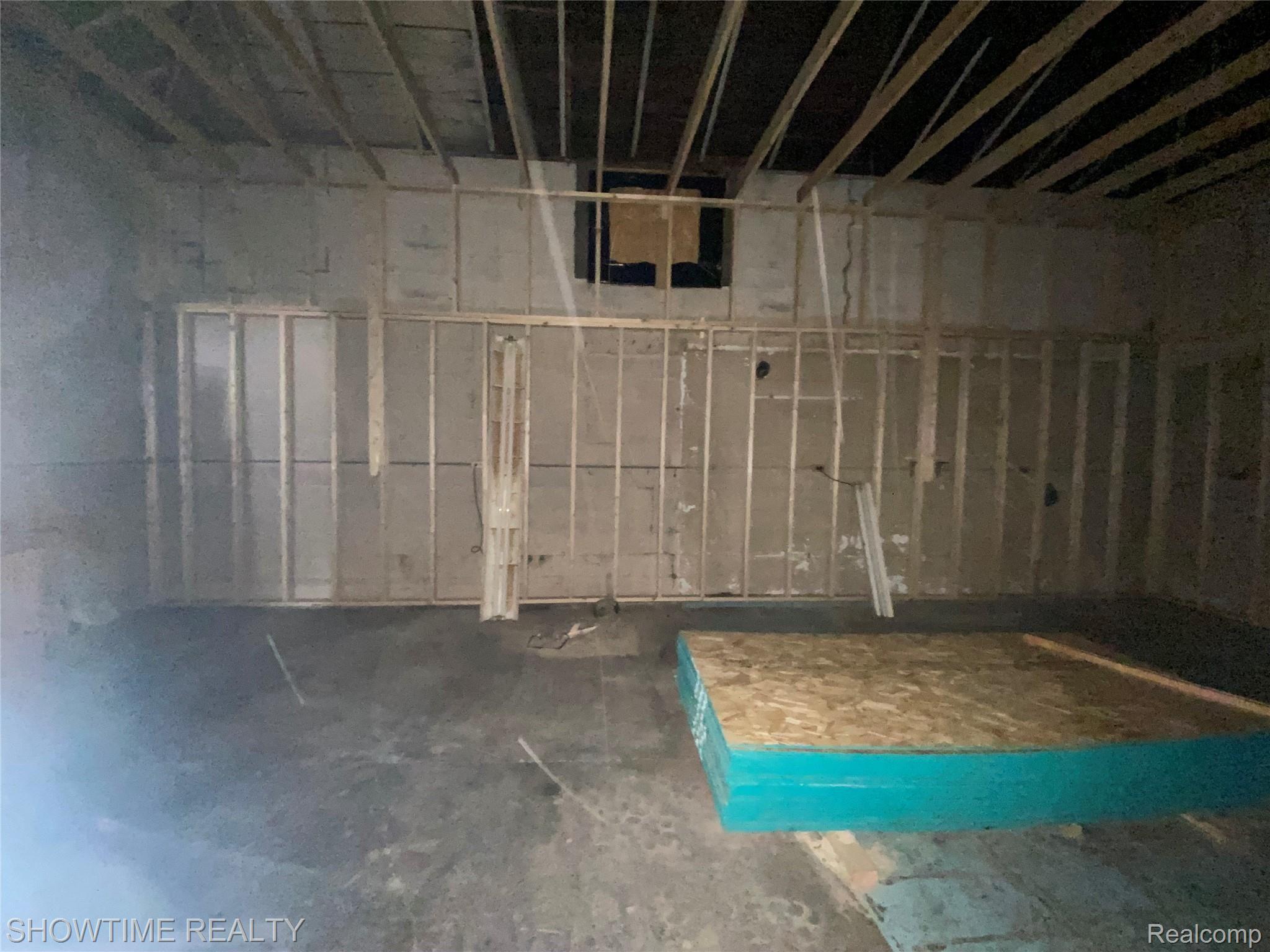 955 South Baldwin Road Oxford, MI 48371 - Photo 33 of 34 IMG-1346.jpg