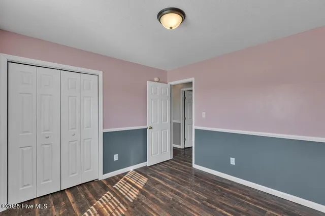 $239,000 | 409 Sumrell Way, Hubert, NC 28539