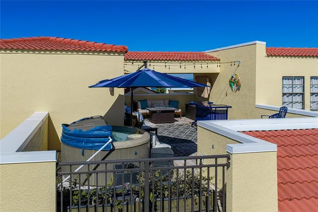 $689,000 | 6411 Mayra Shores Lane, Apollo Beach, FL 33572