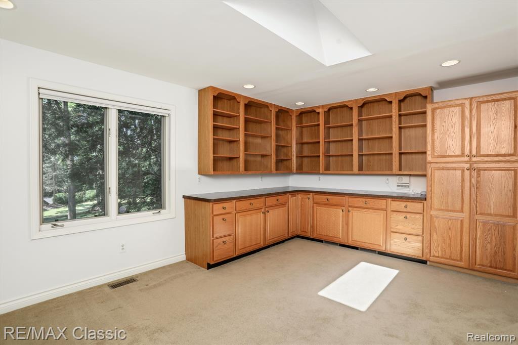 46011 West 9 Mile Road Novi, MI 48374 - Photo 53 of 99