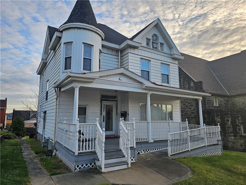 a view of front a house with a outdoor space