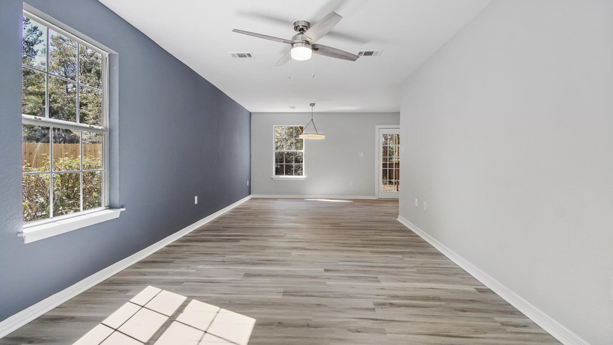 327 Goodwin Creek Road Freeport, FL 32439 - Photo 3 of 45 DSC00562