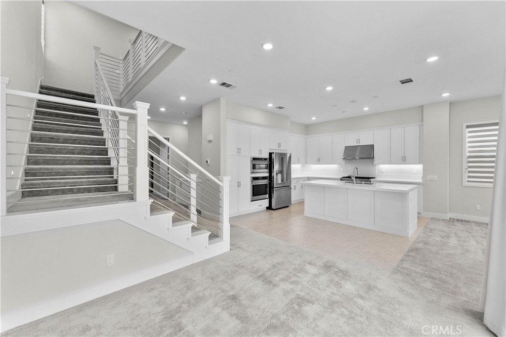 115 Rondo Irvine, CA 92618 - Photo 11 of 31