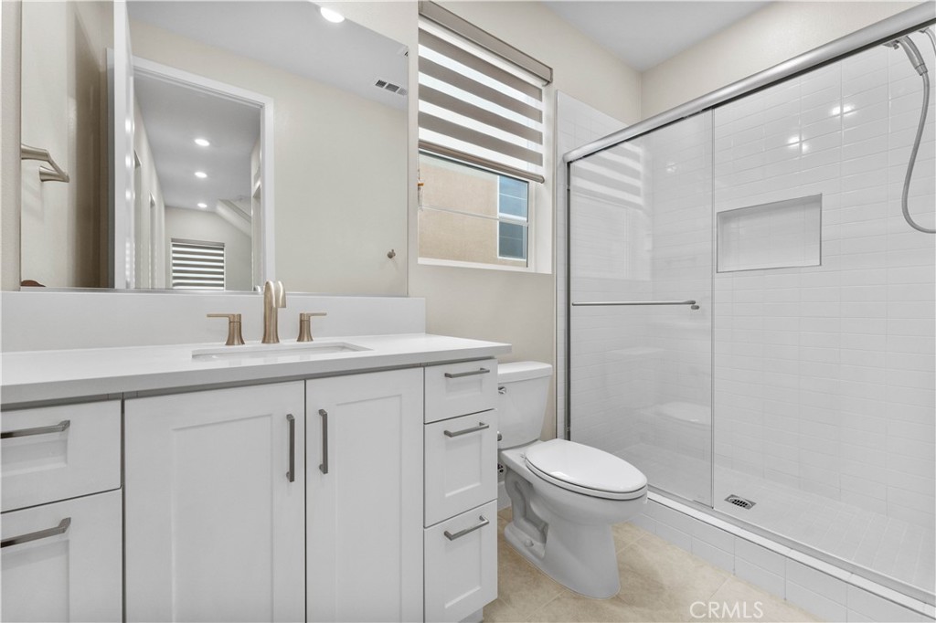 115 Rondo Irvine, CA 92618 - Photo 23 of 31