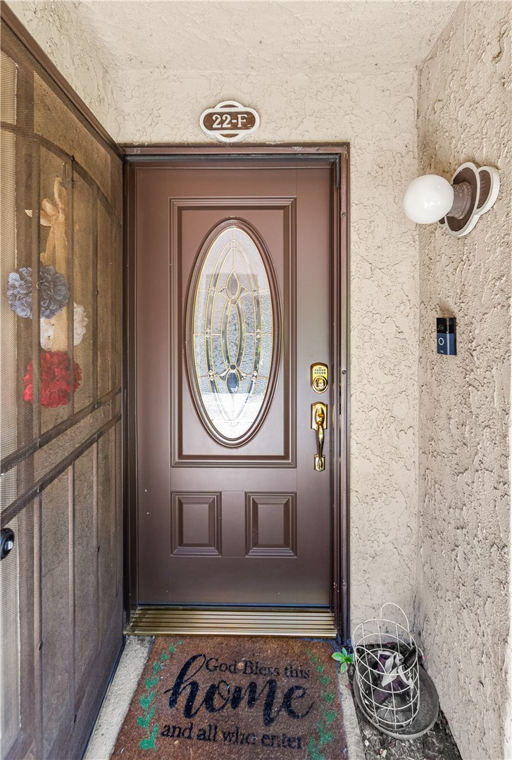 7890 East Spring Street, Unit 22F Long Beach, CA 90815 - Photo 2 of 60 a bathroom with a bathtub and a shower