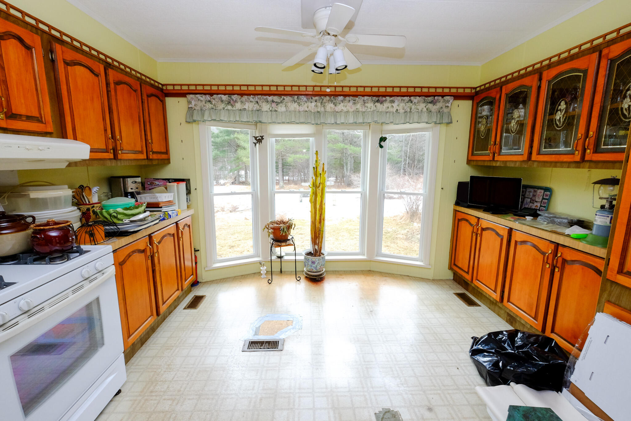 91 Kinney Woods Road St. George, ME 04860 - Photo 3 of 36 kitchen