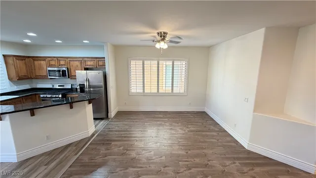 $2,850 | 136 Tall Ruff Drive, Las Vegas, NV 89148
