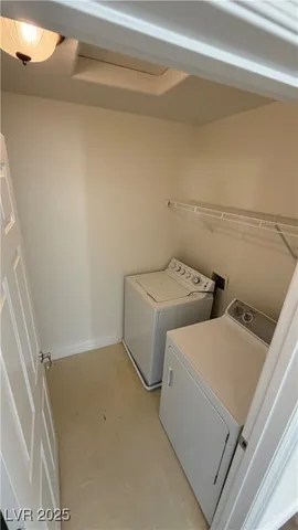 $2,850 | 136 Tall Ruff Drive, Las Vegas, NV 89148