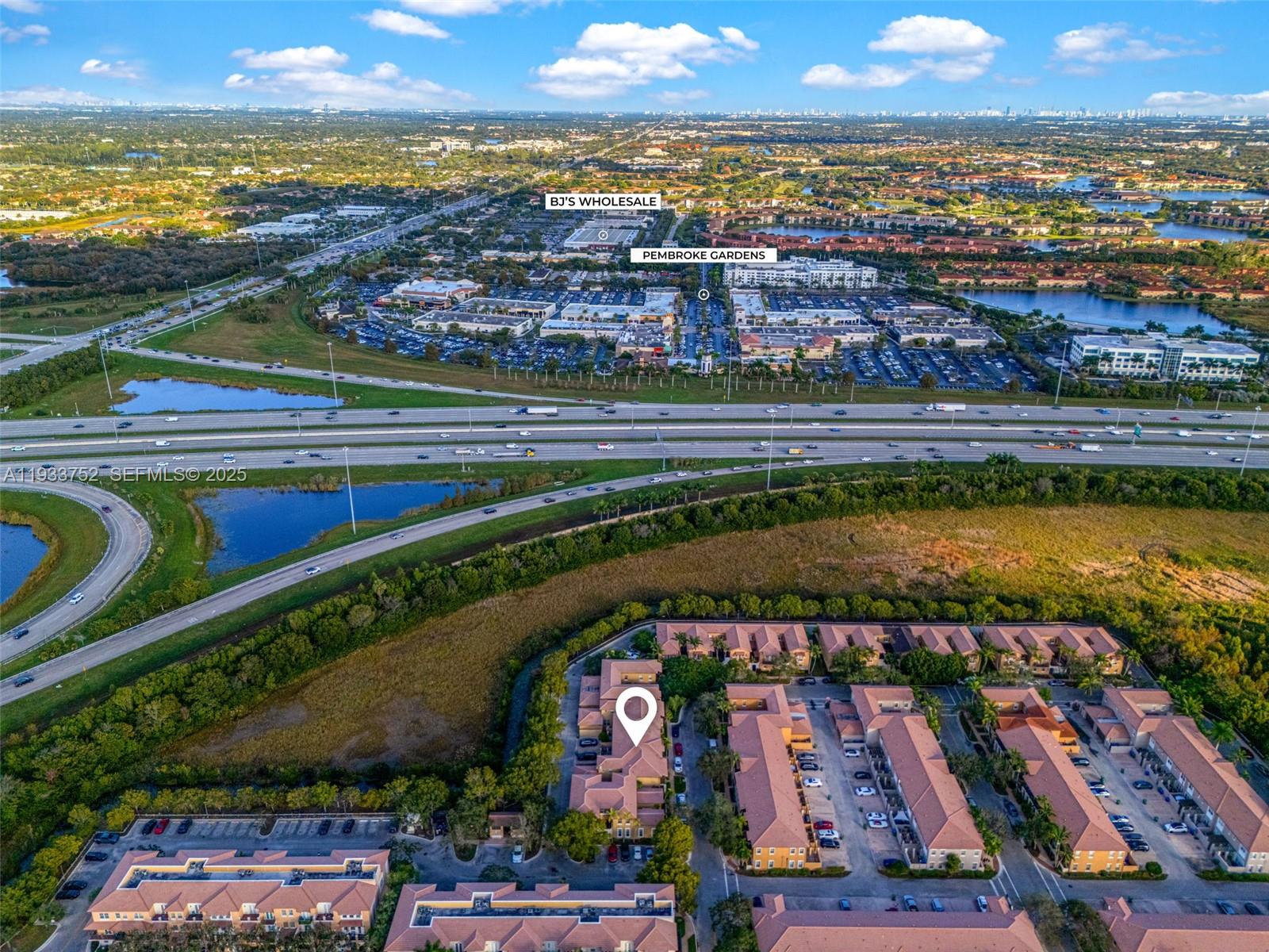 14629 Southwest 5th Street Pembroke Pines, FL 33027 - Photo 11 of 16