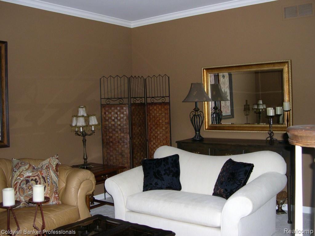 Formal Living Room 2.jpg