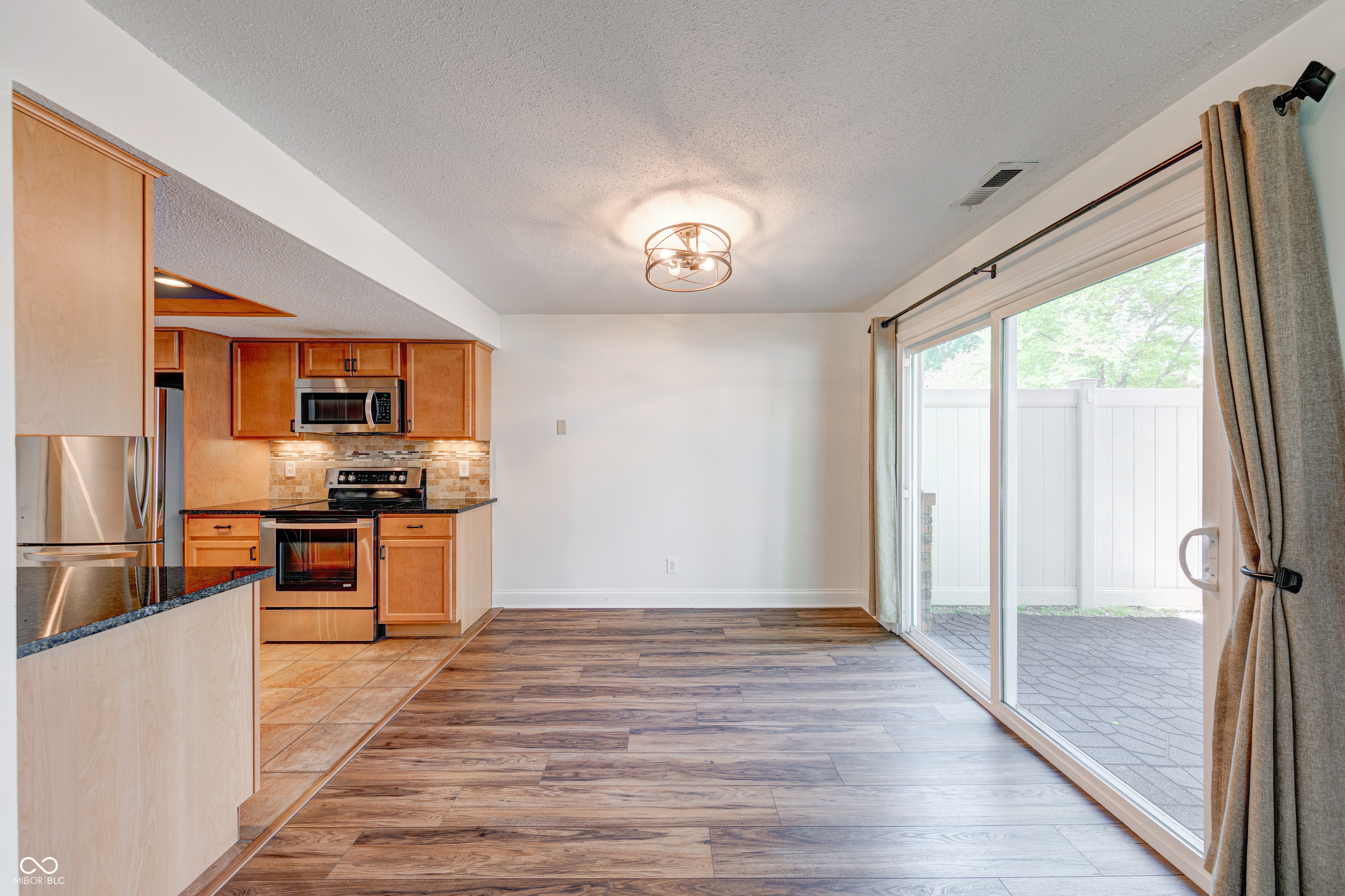 9054 Cornucopia Drive Indianapolis, IN 46268 - Photo 11 of 35