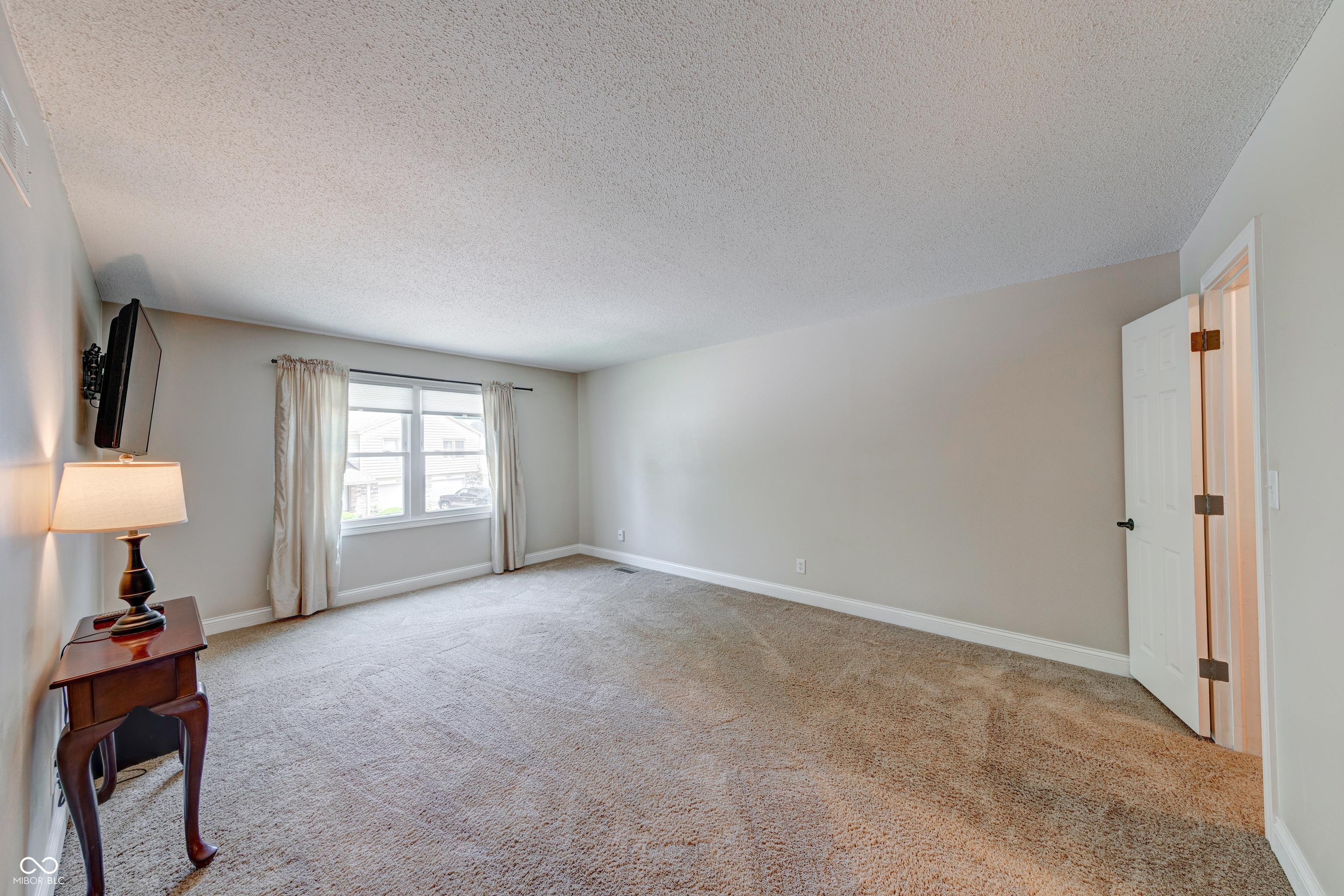 9054 Cornucopia Drive Indianapolis, IN 46268 - Photo 27 of 35