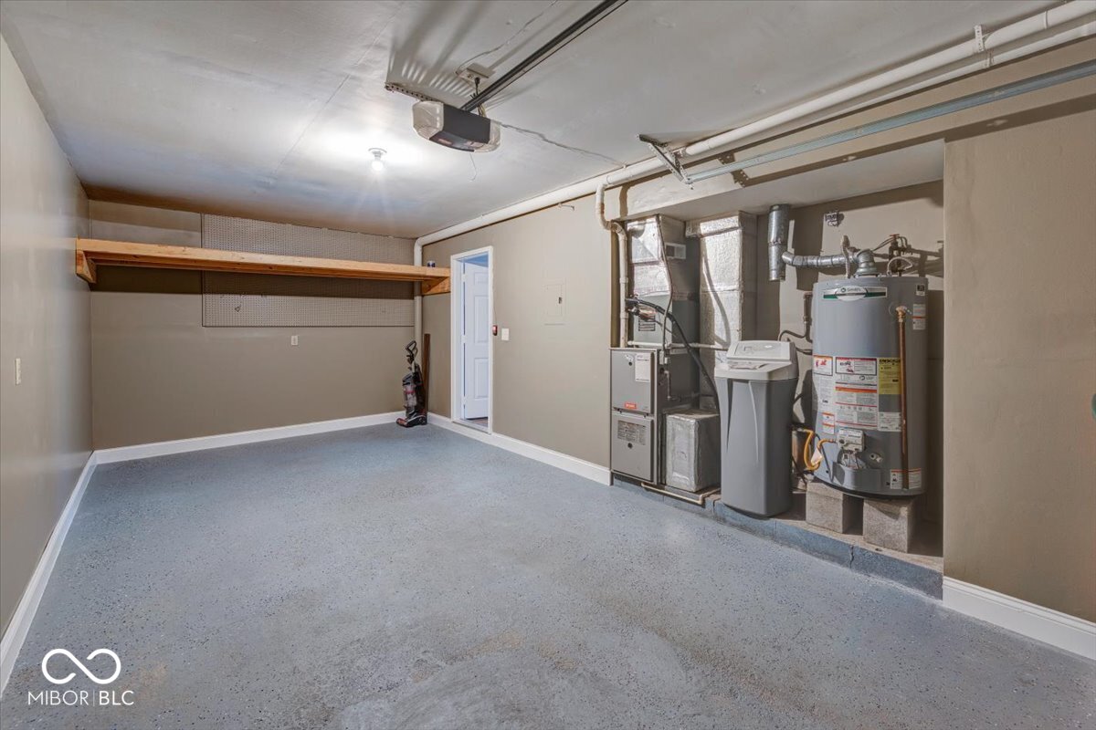 9054 Cornucopia Drive Indianapolis, IN 46268 - Photo 30 of 35