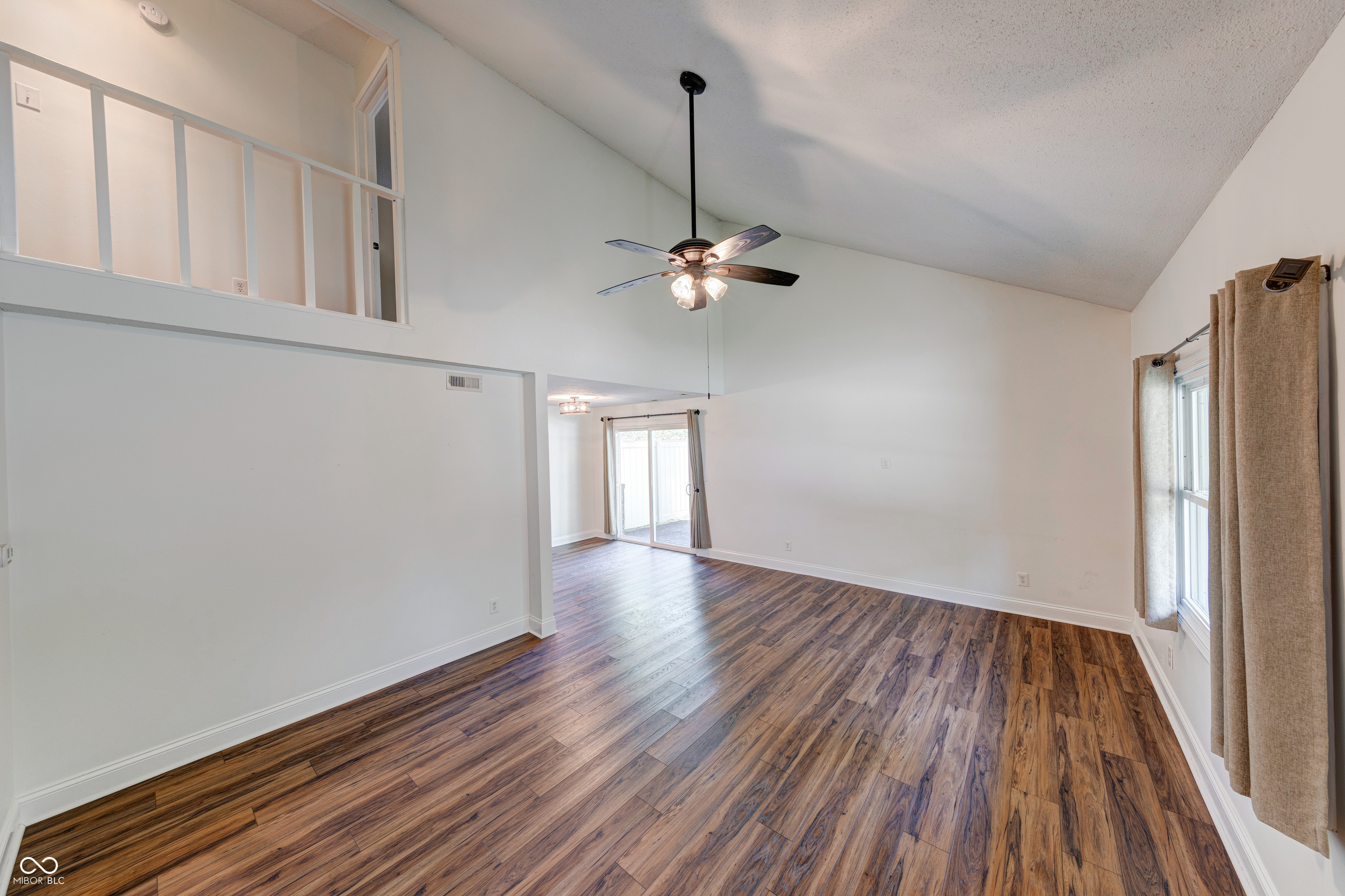 9054 Cornucopia Drive Indianapolis, IN 46268 - Photo 8 of 35