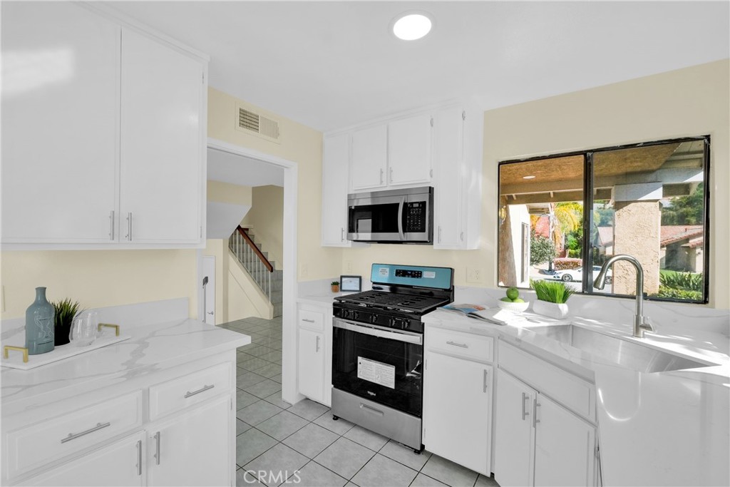 2616 Starcrest Drive Duarte, CA 91010 - Photo 12 of 44