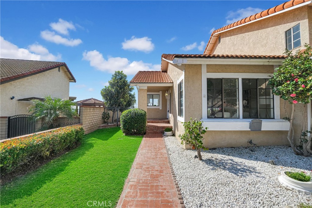 2616 Starcrest Drive Duarte, CA 91010 - Photo 4 of 44