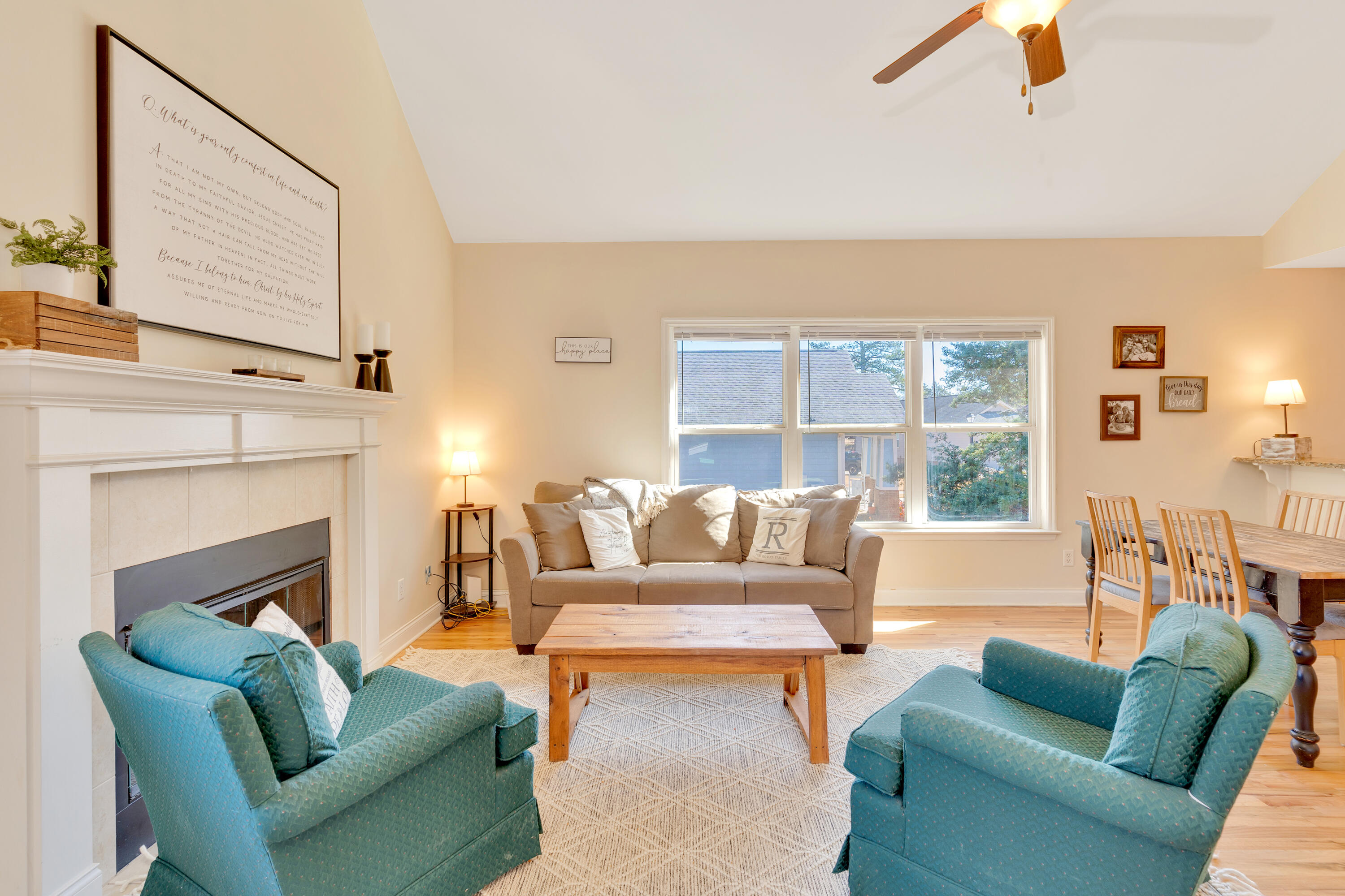 151 Fieldstone Cmns Rock Spring, GA 30739 - Photo 6 of 35 151-Fieldstone-Commons-High-Res-Photos-2