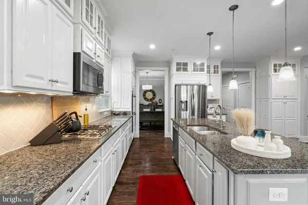 $975,000 | 17136 Gullwing Drive, Dumfries, VA 22026