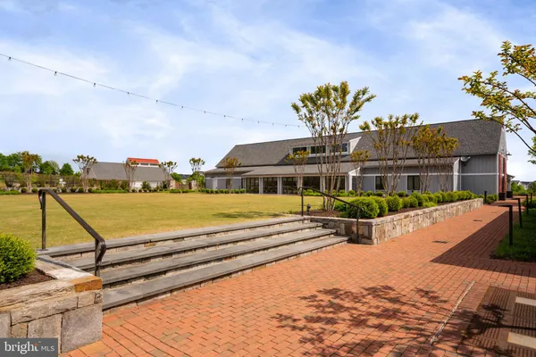 $975,000 | 17136 Gullwing Drive, Dumfries, VA 22026