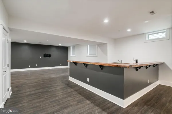 $975,000 | 17136 Gullwing Drive, Dumfries, VA 22026