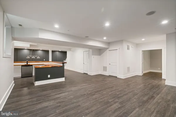 $975,000 | 17136 Gullwing Drive, Dumfries, VA 22026