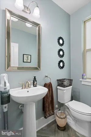 $975,000 | 17136 Gullwing Drive, Dumfries, VA 22026