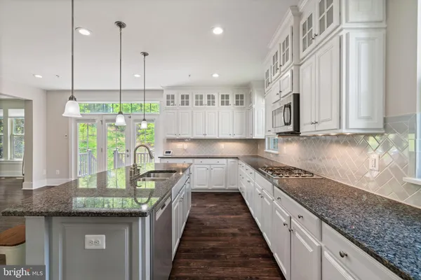 $975,000 | 17136 Gullwing Drive, Dumfries, VA 22026