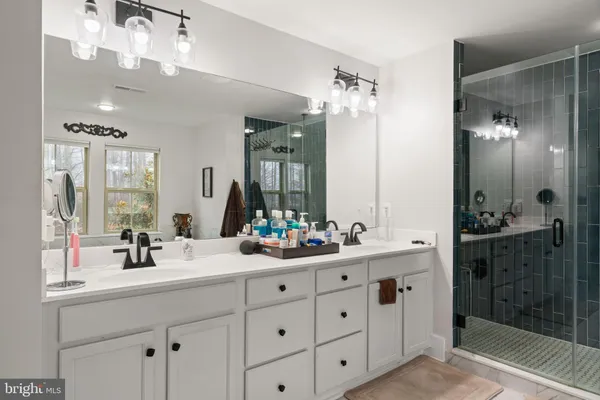 $975,000 | 17136 Gullwing Drive, Dumfries, VA 22026