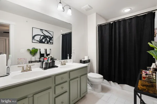 $975,000 | 17136 Gullwing Drive, Dumfries, VA 22026