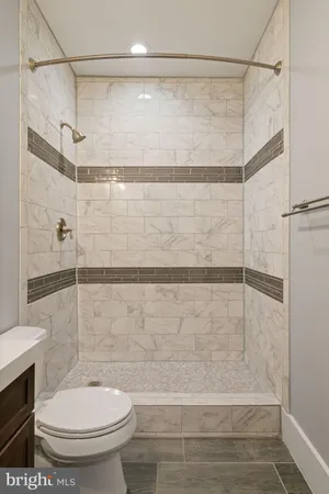 $975,000 | 17136 Gullwing Drive, Dumfries, VA 22026