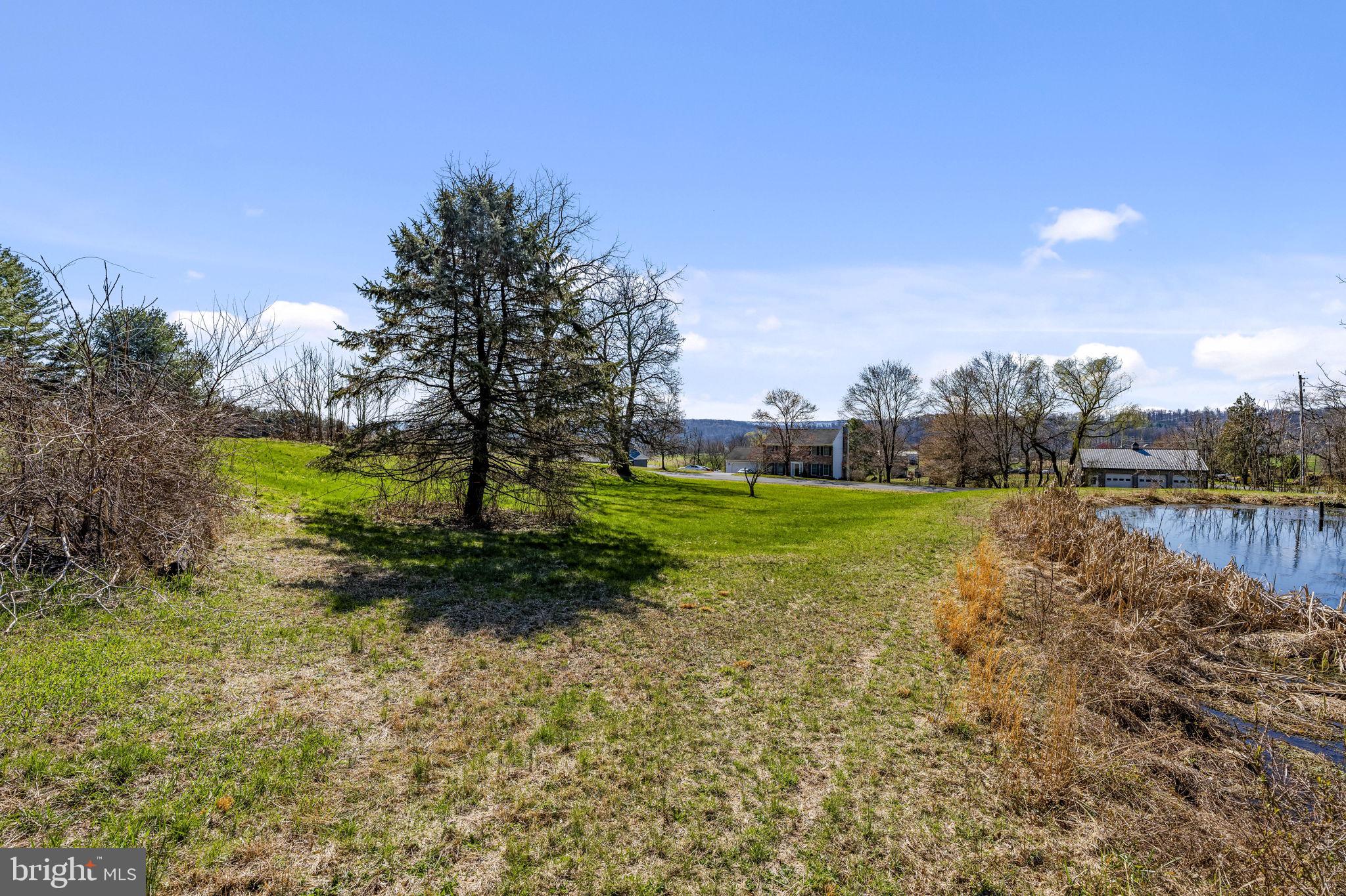 39 Gill Road Mohnton, PA 19540 - Photo 32 of 59 a view of a garden with trees