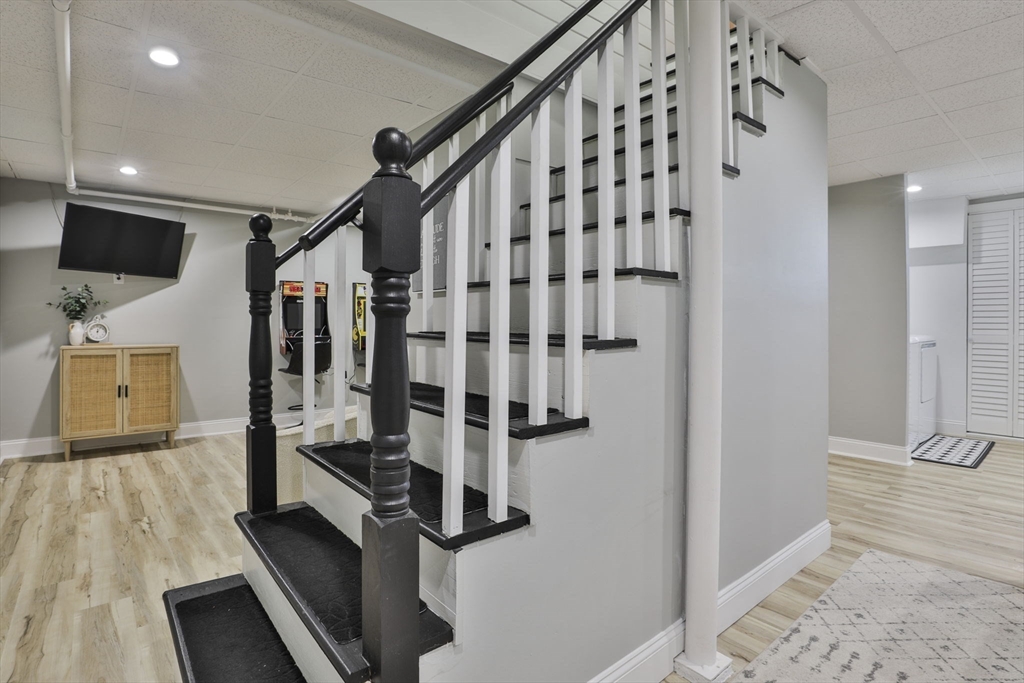 48 Bay State Road Wakefield, MA 01880 - Photo 24 of 41