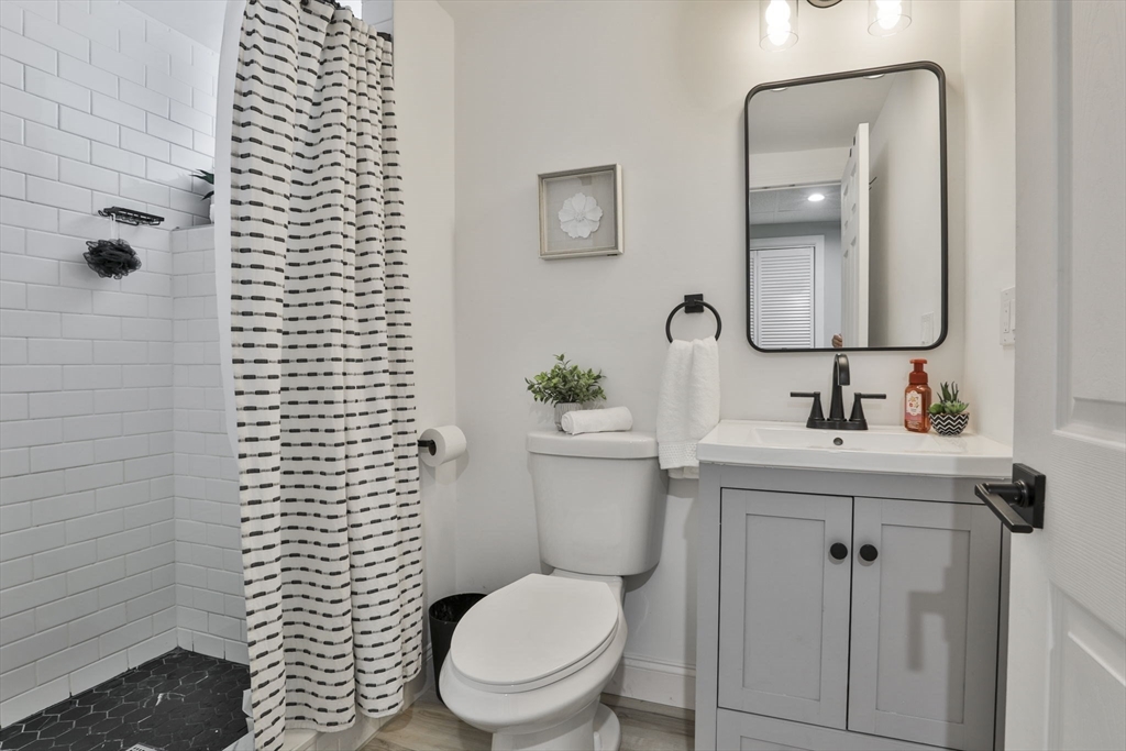 48 Bay State Road Wakefield, MA 01880 - Photo 32 of 41