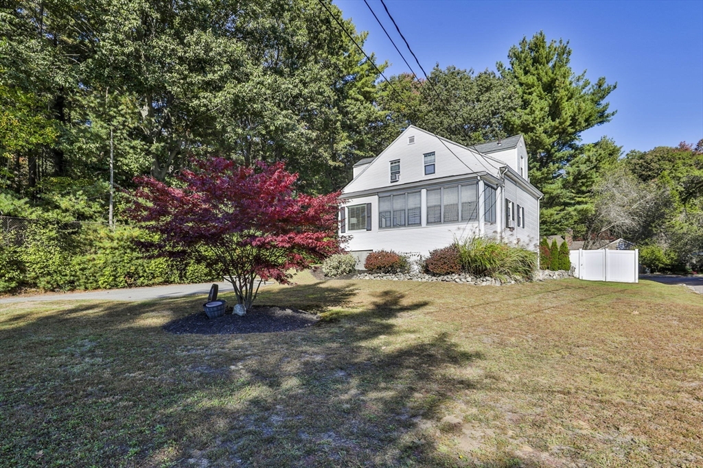 48 Bay State Road Wakefield, MA 01880 - Photo 34 of 41