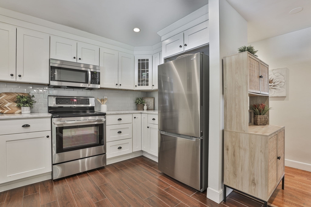 48 Bay State Road Wakefield, MA 01880 - Photo 6 of 41