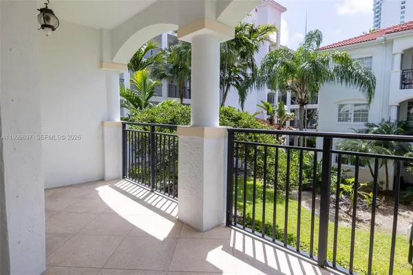 $2,800 | 3255 Northeast 184th Street, Unit 12215, Aventura, FL 33160