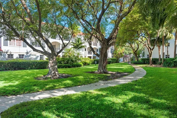 $2,800 | 3255 Northeast 184th Street, Unit 12215, Aventura, FL 33160