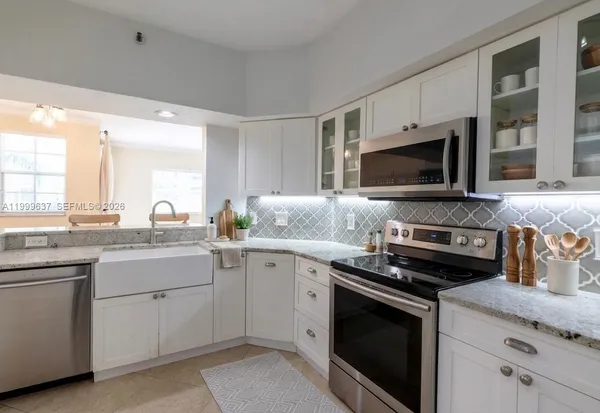 $2,800 | 3255 Northeast 184th Street, Unit 12215, Aventura, FL 33160