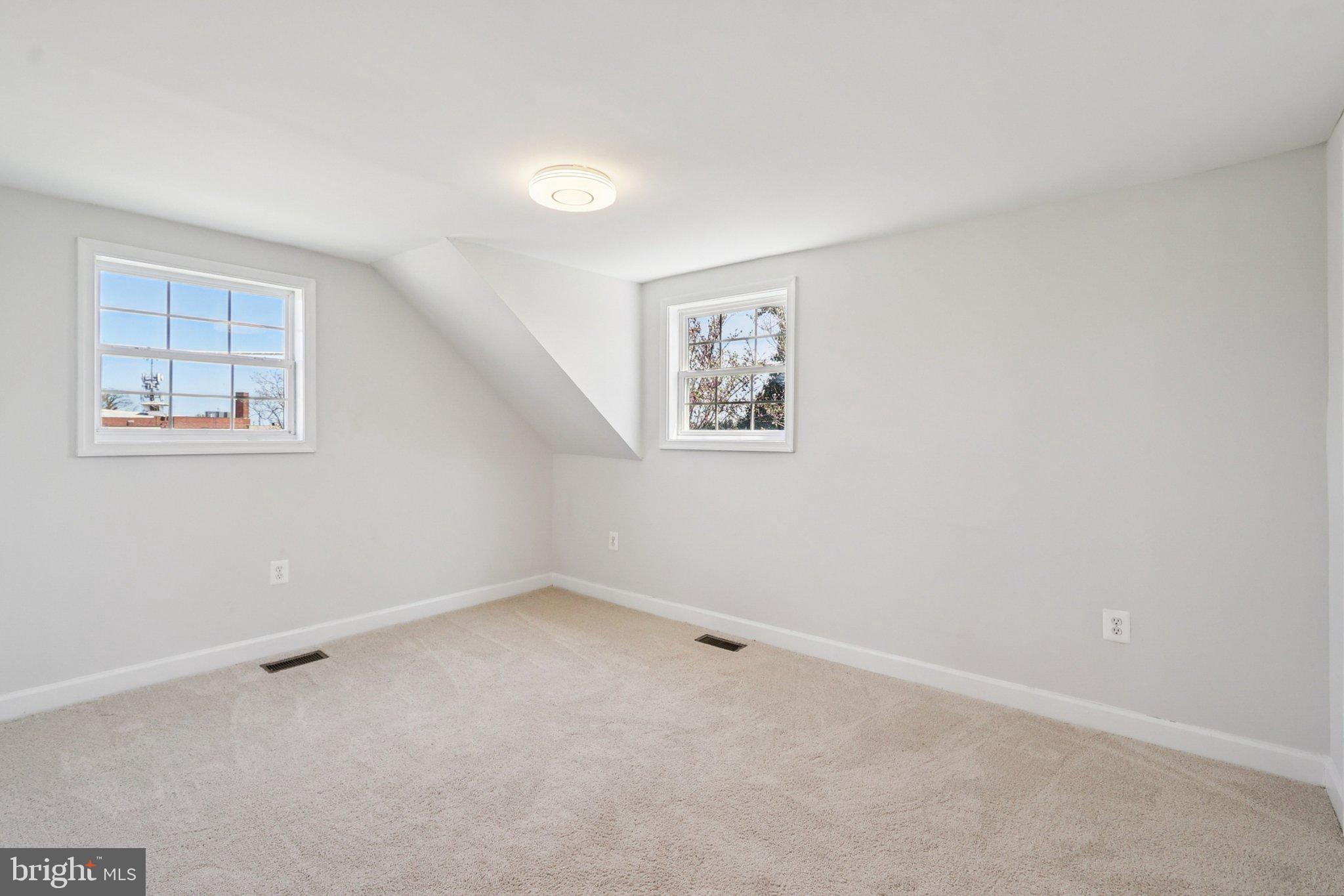 4357 Southern Avenue Southeast Capitol Heights, MD 20743 - Photo 64 of 84