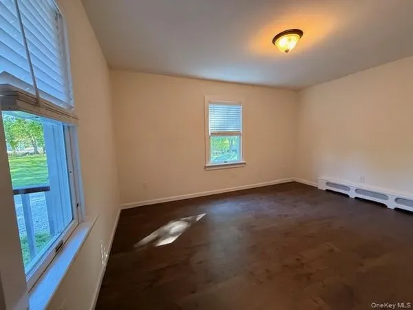 $3,400 | 25 Sheep Pasture Road, Port Jefferson, NY 11777