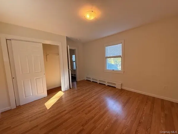 $3,400 | 25 Sheep Pasture Road, Port Jefferson, NY 11777