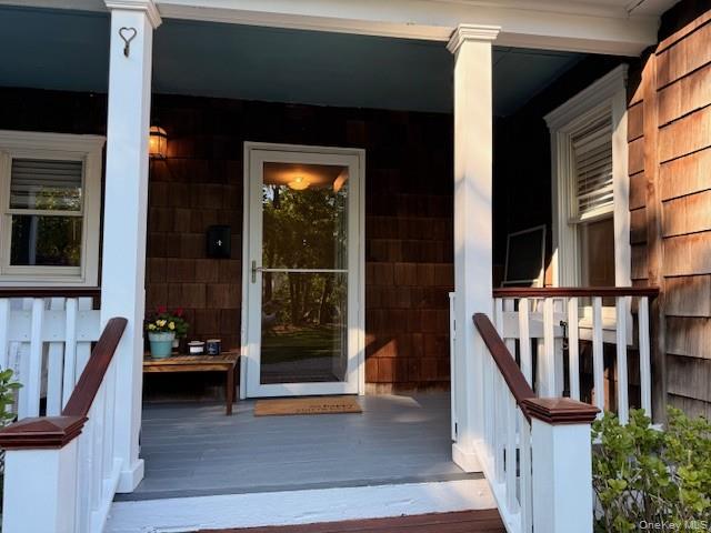 25 Sheep Pasture Road Port Jefferson, NY 11777 - Photo 4 of 16