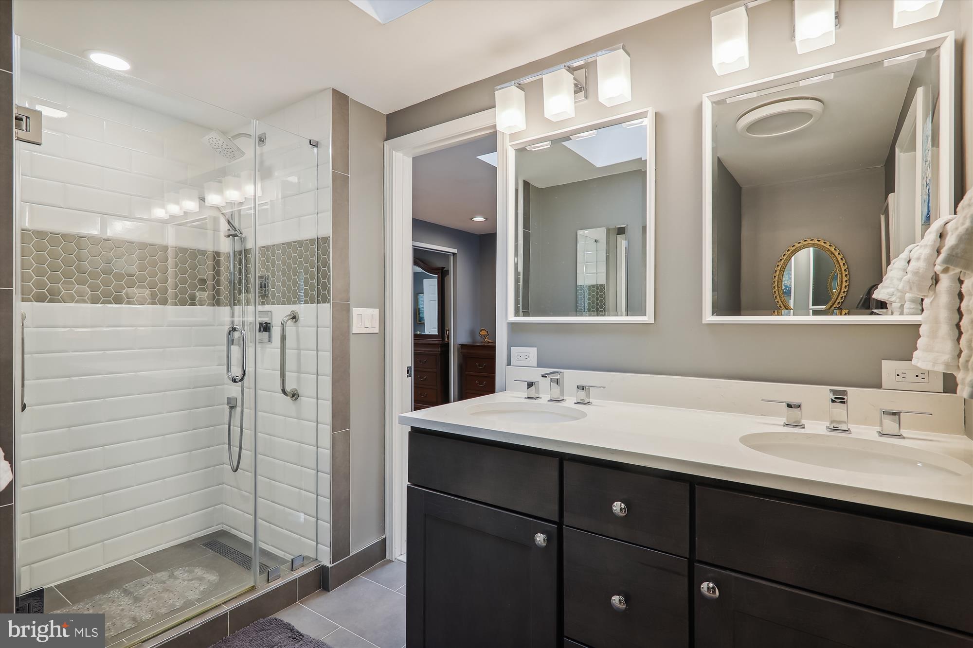 2408 Stratton Drive Potomac, MD 20854 - Photo 25 of 52 Primary bath