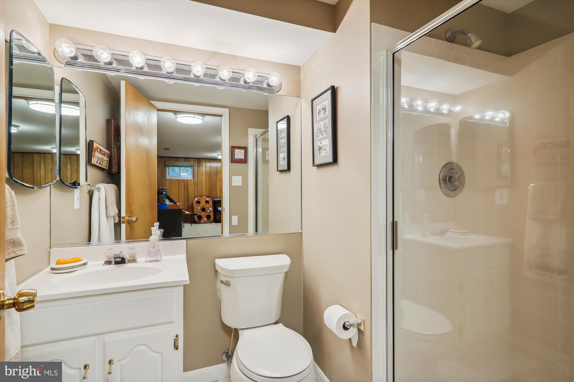 2408 Stratton Drive Potomac, MD 20854 - Photo 33 of 52 Lower level bath