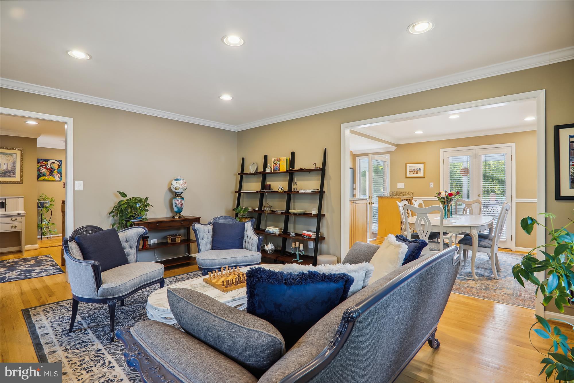 2408 Stratton Drive Potomac, MD 20854 - Photo 5 of 52 Living room