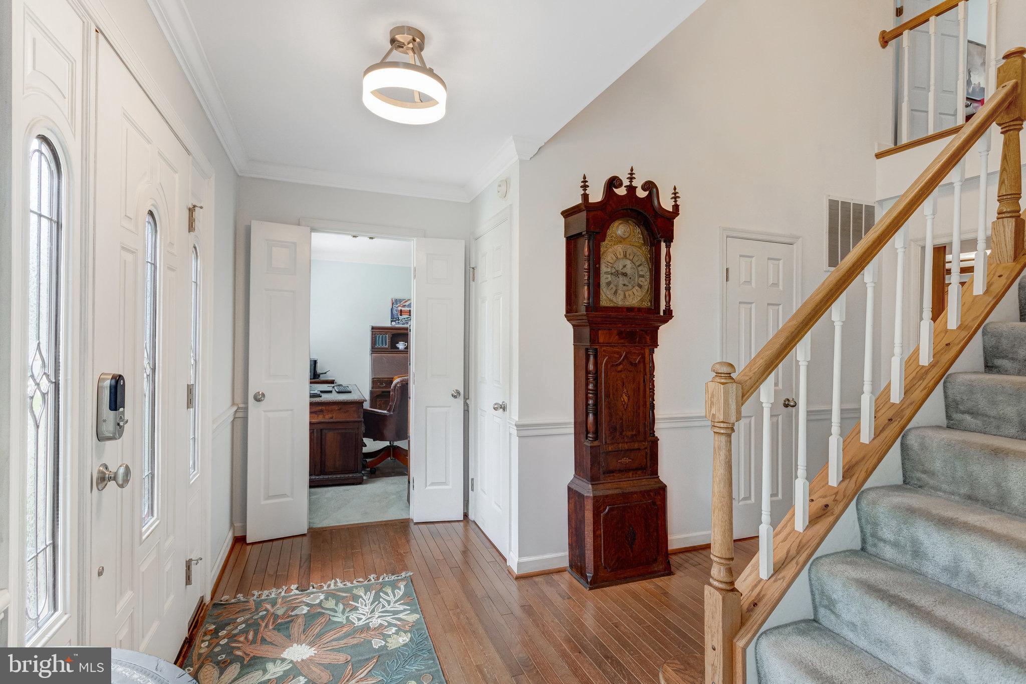 21 Burns Road Stafford, VA 22554 - Photo 14 of 35 Inviting foyer with classic charm.