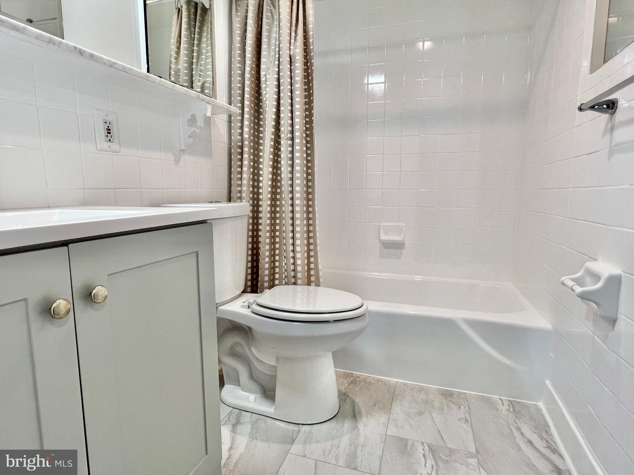 429 N Street Southwest, Unit S606 Washington, DC 20024 - Photo 5 of 9